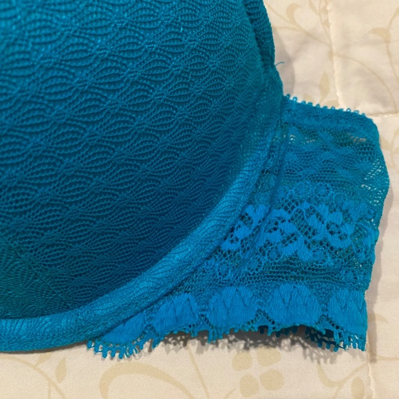 Gap Favorite Uplift Bra in Turquoise Lace (34A) — NWOT - Picture 6 of 10